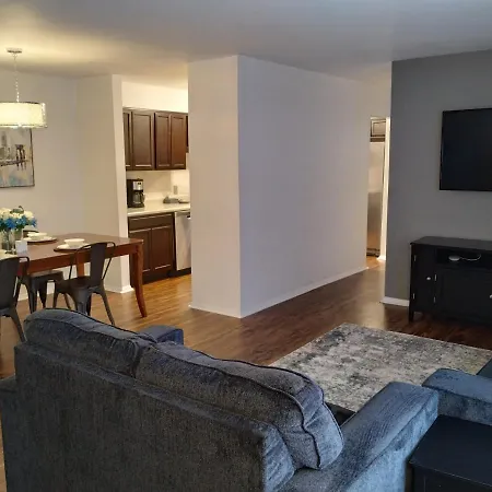 Awesome Condo In Central Raleigh